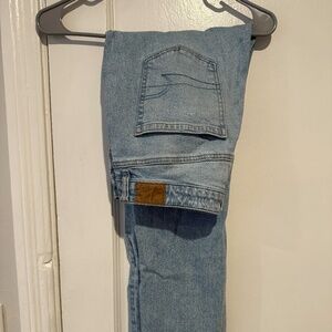 American Eagle Mom Jean